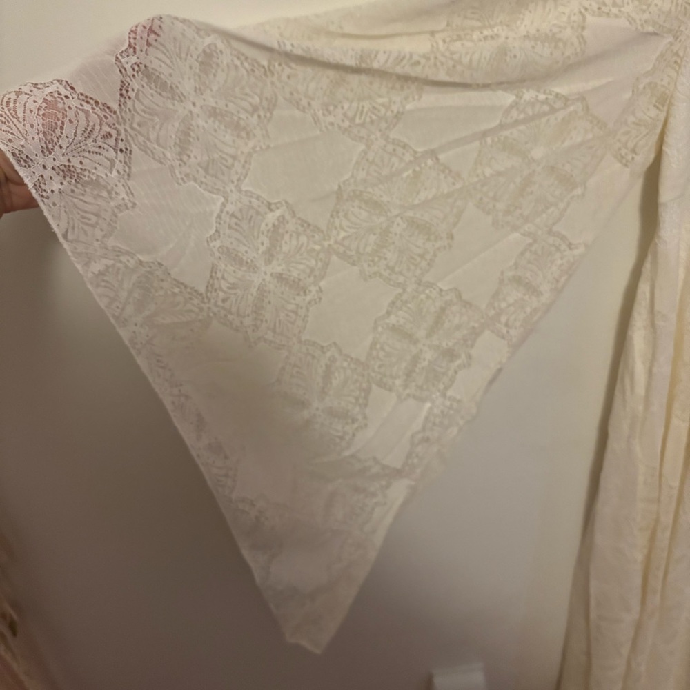 💟 PLUS Lace Dress 💟 - Picture 8 of 11